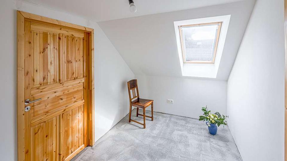 Einfamilienhaus Döbern - 5 Zimmer, 140 m&sup2;, 1.200&euro; | Angebot:25854132