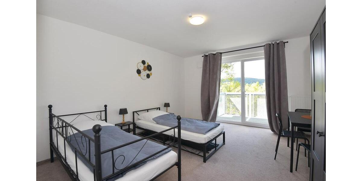 Wohnen auf Zeit Suhl Schmiedefeld am Rennsteig - 6 Zimmer, 100 m&sup2;, 15&euro; | Angebot:8848950