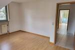 Charmante 2 Zimmer DG-Wohnung mit Balkon, EBK uvm. in Wendelstein OT.