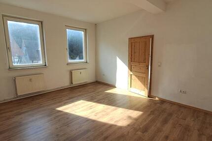 Wohnung Helsa - 3.5 Zimmer, 77 m&sup2;, 385&euro; | Angebot:25111118