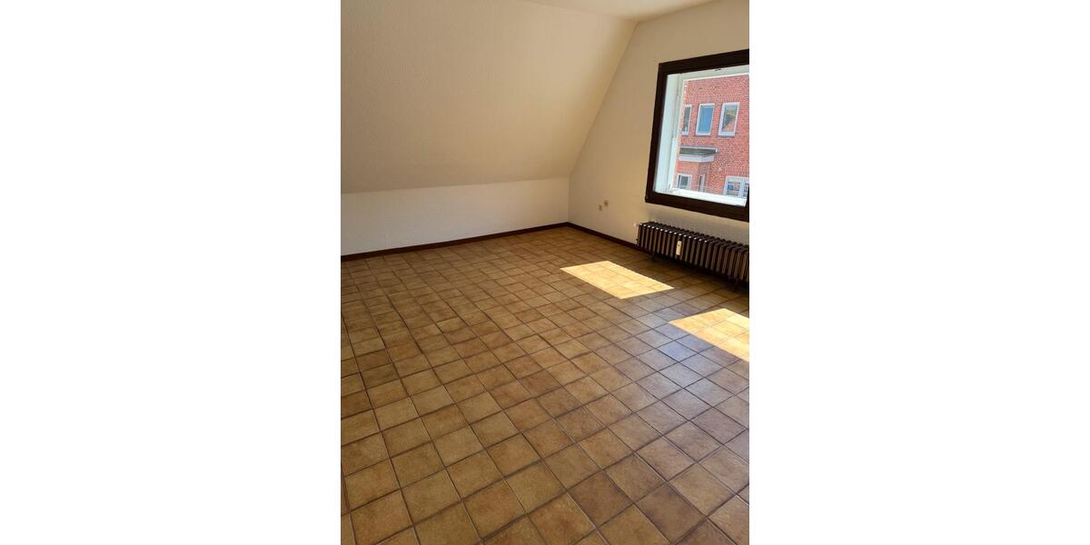 Dachgeschoßwohnung Malente - 2 Zimmer, 60 m&sup2;, 850&euro; | Angebot:26471031