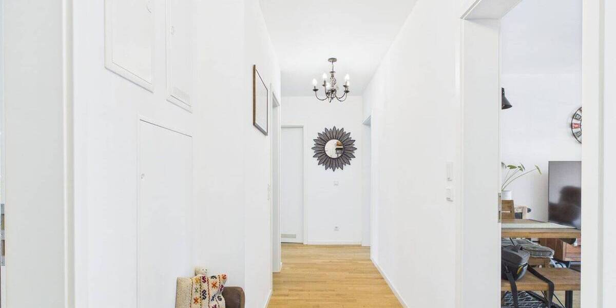 Etagenwohnung Berlin Marienfelde - 3 Zimmer, 93 m&sup2;, 2.200&euro; | Angebot:26712743