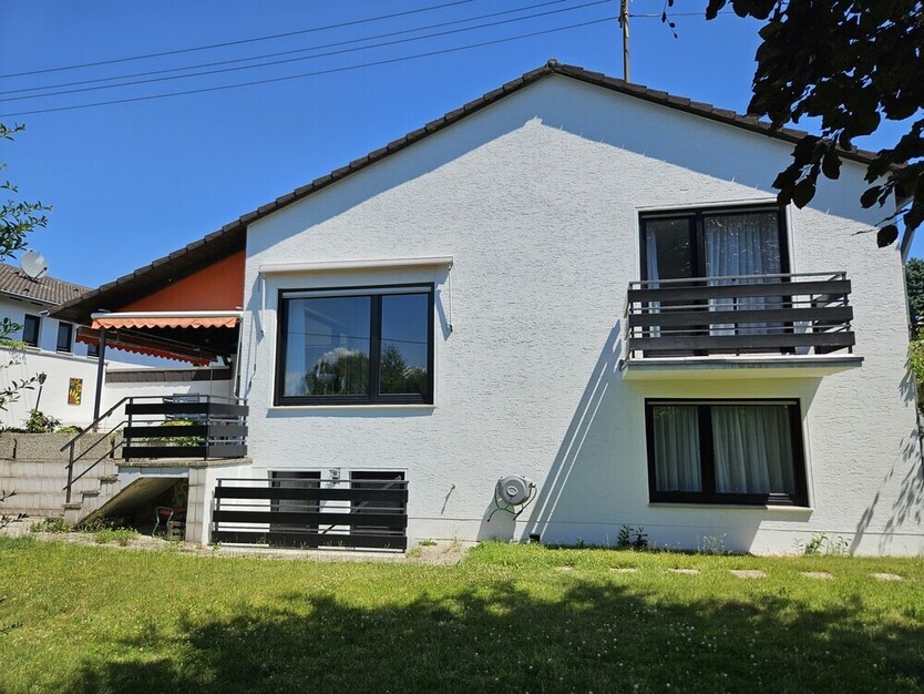 Split-Level-Haus in Stieldorf voll möbliert - WG-geeignet!