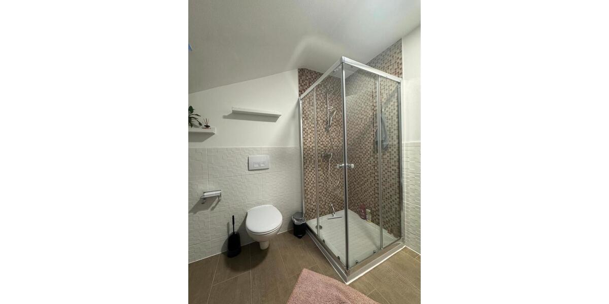 Dachgeschoßwohnung Schelklingen - 2.5 Zimmer, 80 m&sup2;, 650&euro; | Angebot:26695033
