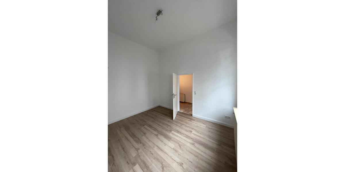 Erdgeschoßwohnung Oldenburg Ziegelhof - 1 Zimmer, 90 m&sup2;, 550&euro; | Angebot:25640685