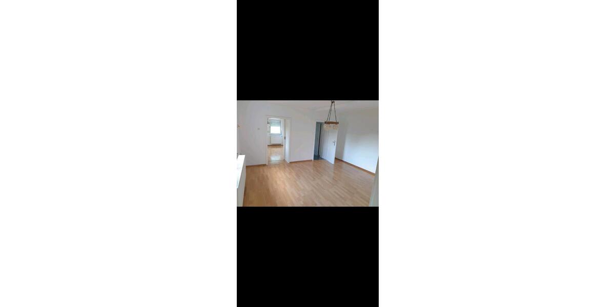 Einfamilienhaus Mehlingen - 5 Zimmer, 120 m&sup2;, 1.200&euro; | Angebot:24375137