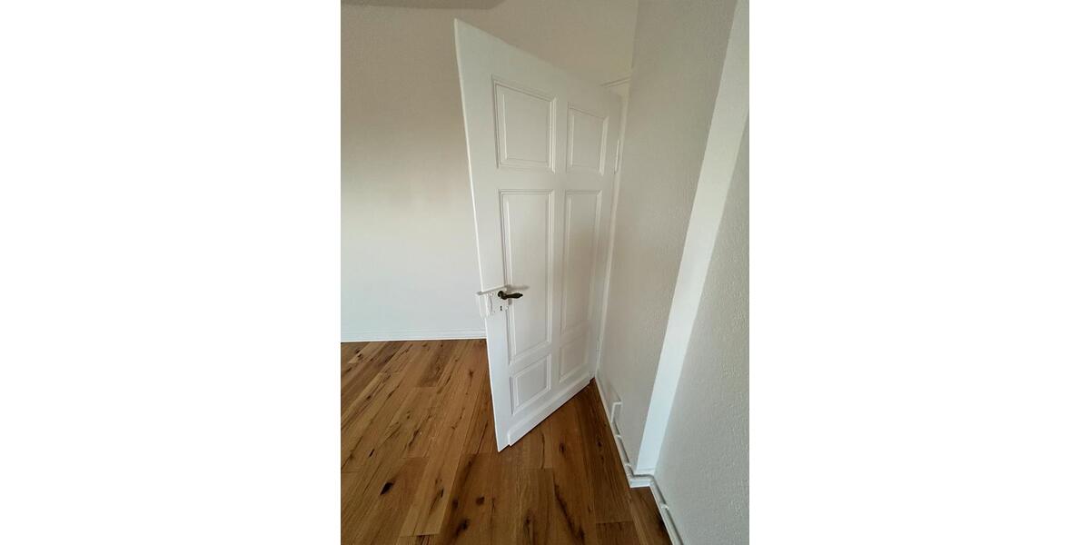 Dachgeschoßwohnung Koblenz Arenberg-Immendorf - 4 Zimmer, 145 m&sup2;, 1.740&euro; | Angebot:24671858