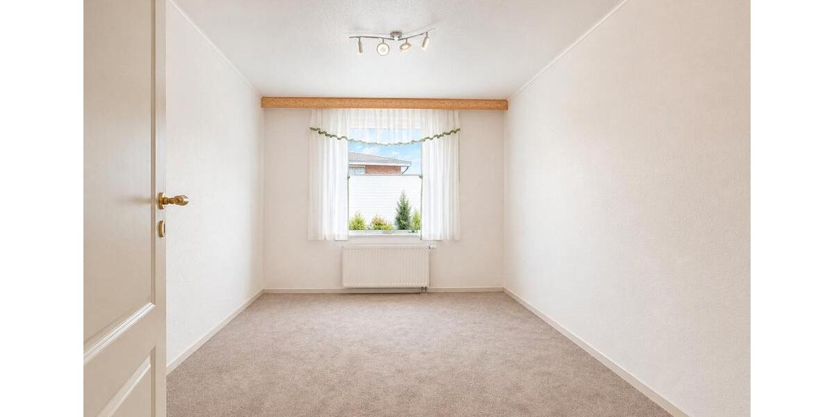 Erdgeschoßwohnung Rendsburg - 3 Zimmer, 98 m&sup2;, 1.065&euro; | Angebot:26455151