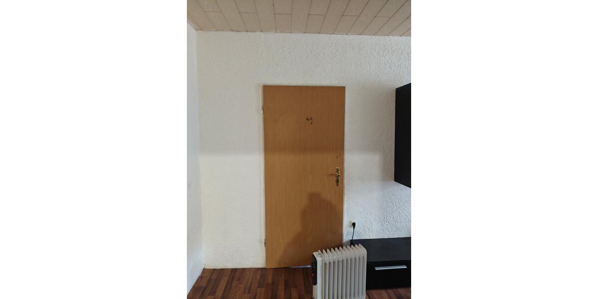Erdgeschoßwohnung Hof Altstadt - 2 Zimmer, 50 m&sup2;, 330&euro; | Angebot:24744647