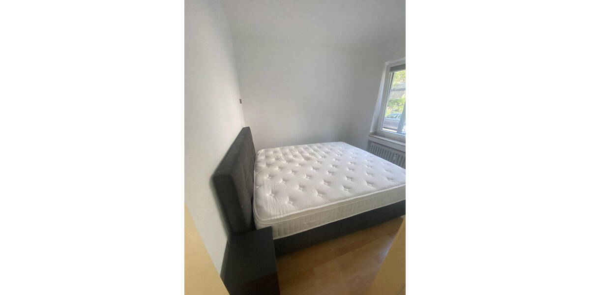 Etagenwohnung Köln Altstadt-Nord - 2 Zimmer, 50 m&sup2;, 1.350&euro; | Angebot:26740851