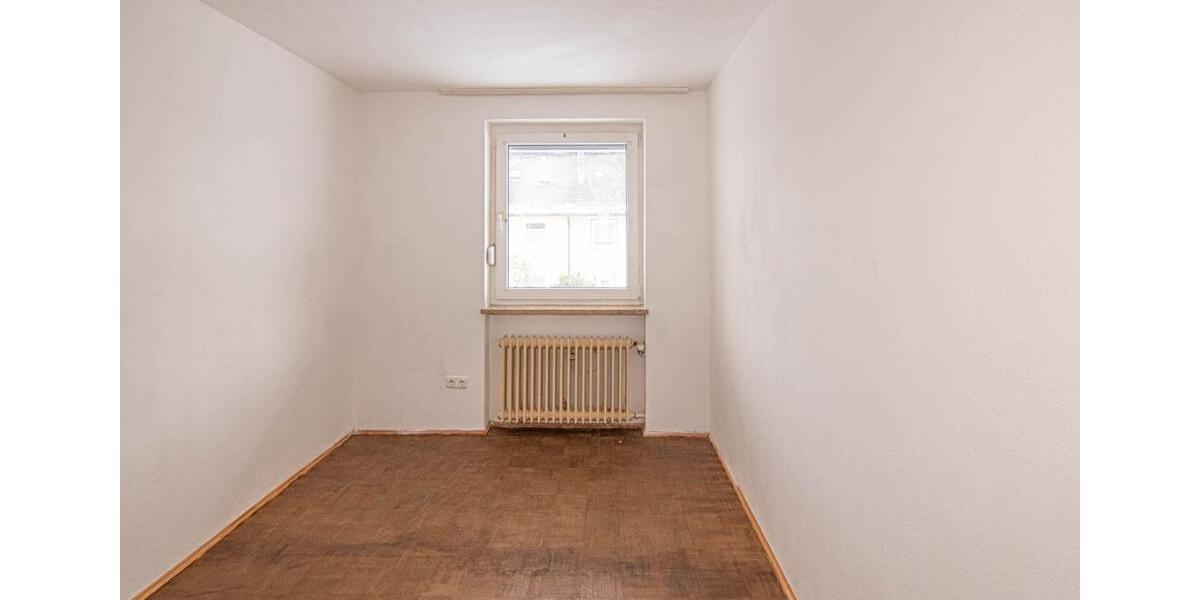 Reihenhaus Selb - 5 Zimmer, 125 m&sup2;, 960&euro; | Angebot:25975020