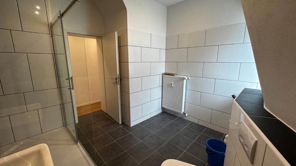 Dachgeschoßwohnung Arnsberg Obereimer - 3 Zimmer, 80 m&sup2;, 720&euro; | Angebot:26336435