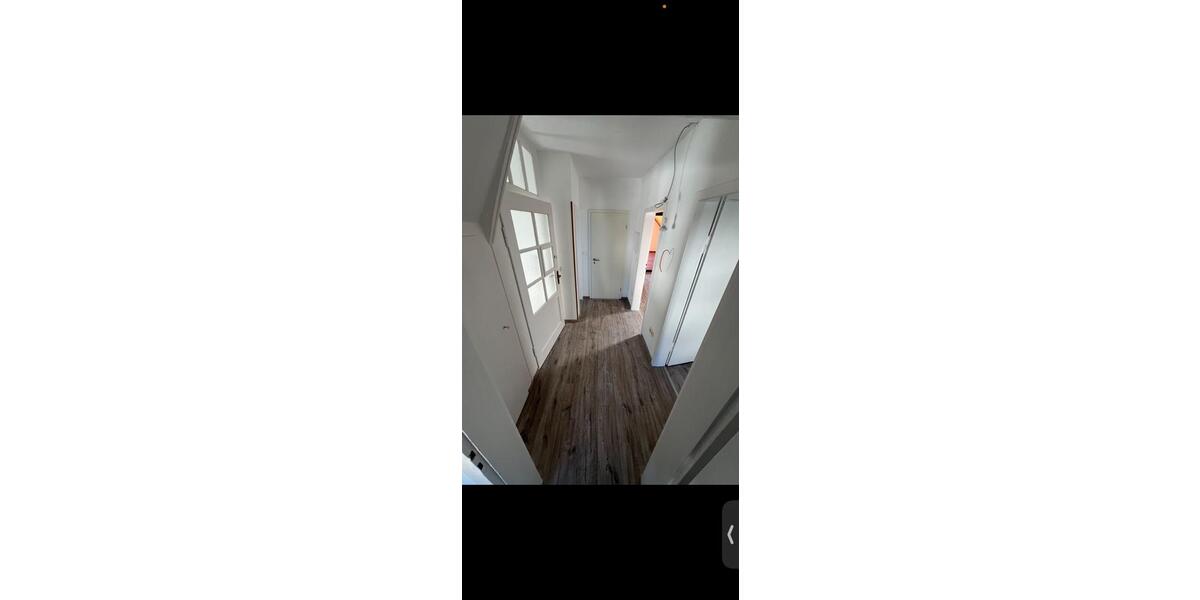 Dachgeschoßwohnung Obertshausen - 4 Zimmer, 90 m&sup2;, 1.400&euro; | Angebot:26367343