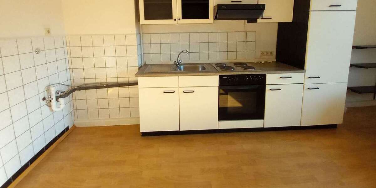Etagenwohnung Hof Altstadt - 2 Zimmer, 77 m&sup2;, 540&euro; | Angebot:25108268