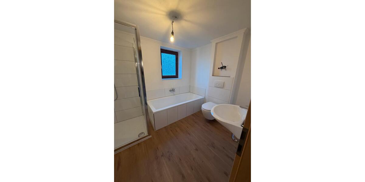 Erdgeschoßwohnung Breitenworbis - 3 Zimmer, 70 m&sup2;, 525&euro; | Angebot:24328003