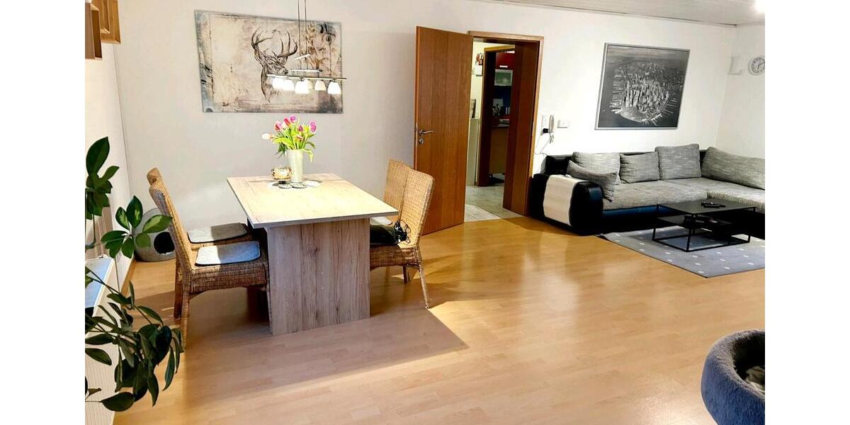 Etagenwohnung Freisen - 5 Zimmer, 110 m&sup2;, 620&euro; | Angebot:25224738
