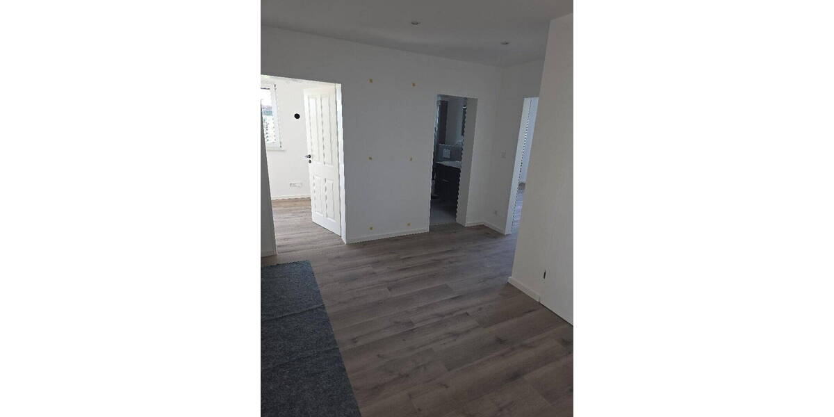 Etagenwohnung Eschborn - 5 Zimmer, 133 m&sup2;, 1.850&euro; | Angebot:26804274