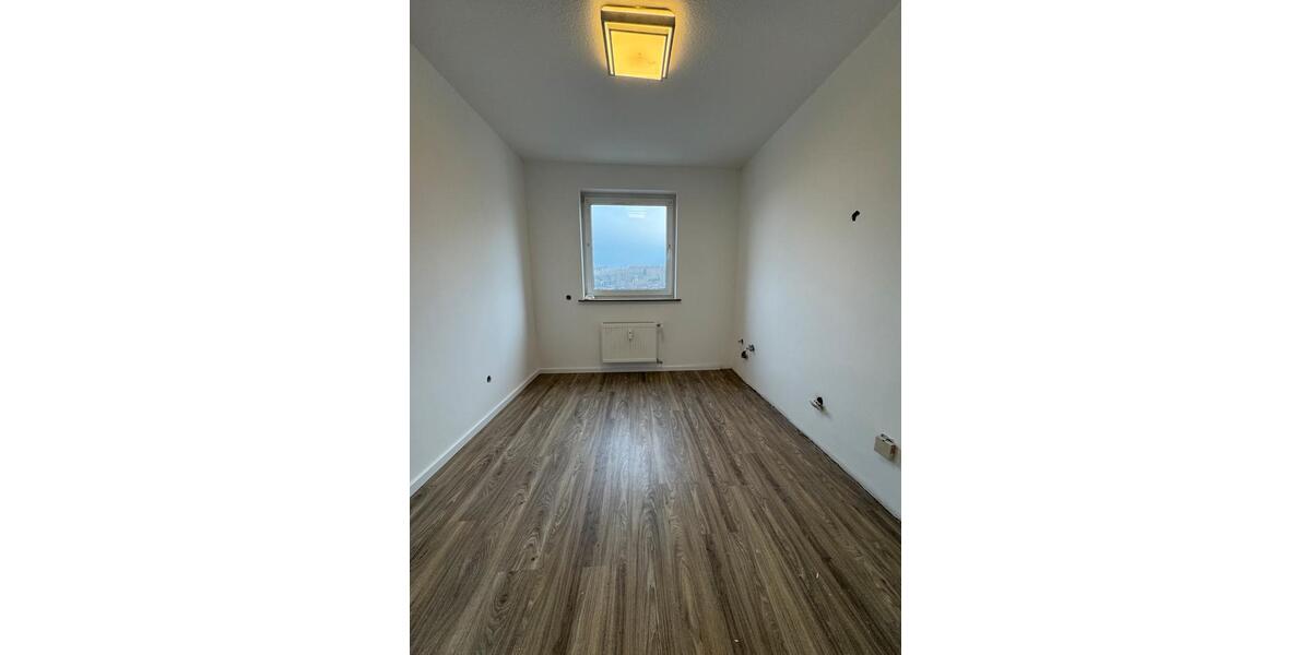 Etagenwohnung Siegen Dillnhütten - 4 Zimmer, 81 m&sup2;, 990&euro; | Angebot:25718247