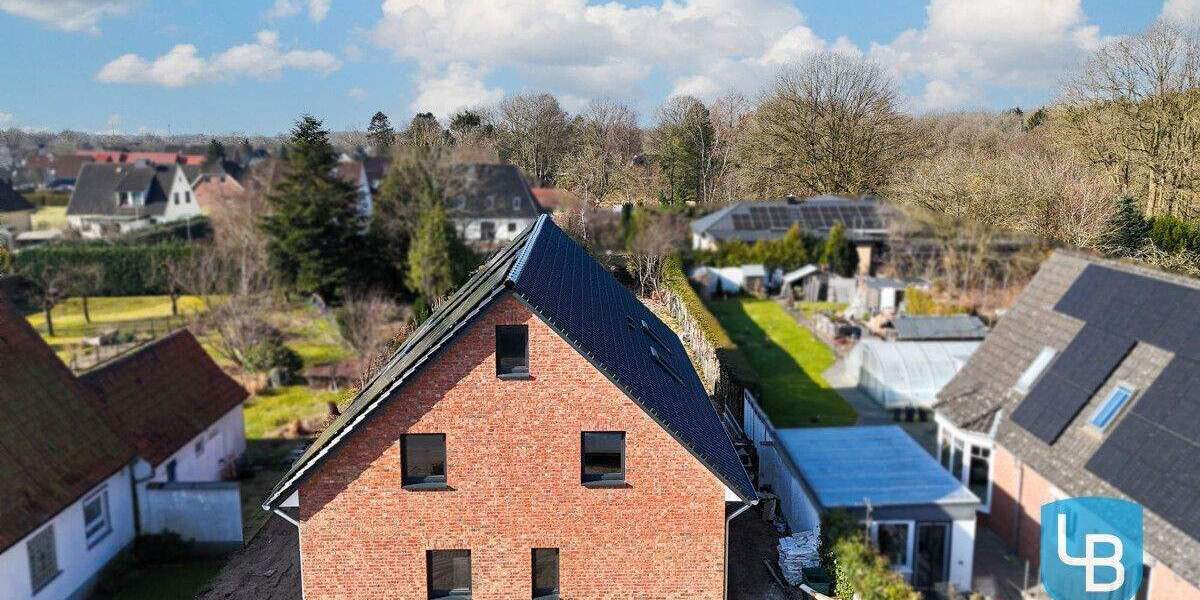 Doppelhaushälfte Neumünster Wittorf - 5 Zimmer, 133 m&sup2;, 1.950&euro; | Angebot:25702172