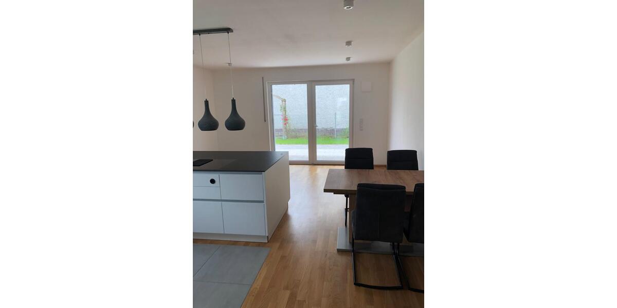 Erdgeschoßwohnung Ingolstadt Nordost - 2 Zimmer, 70 m&sup2;, 1.160&euro; | Angebot:24813868