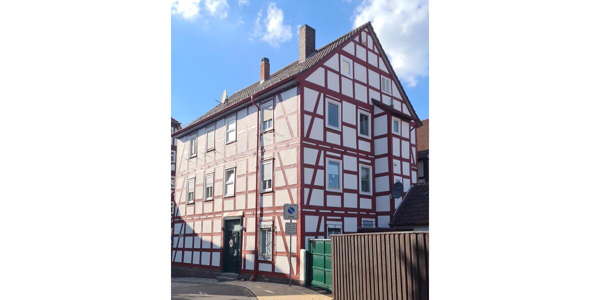 Etagenwohnung Schwalmstadt - 4 Zimmer, 100 m&sup2;, 1.200&euro; | Angebot:24750610