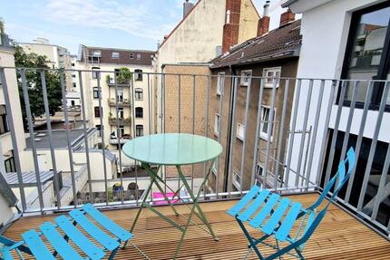 NEU möbliertes Apartment * 2 Balkone * DOMBLICK * neues Bad 1.5 zimmer