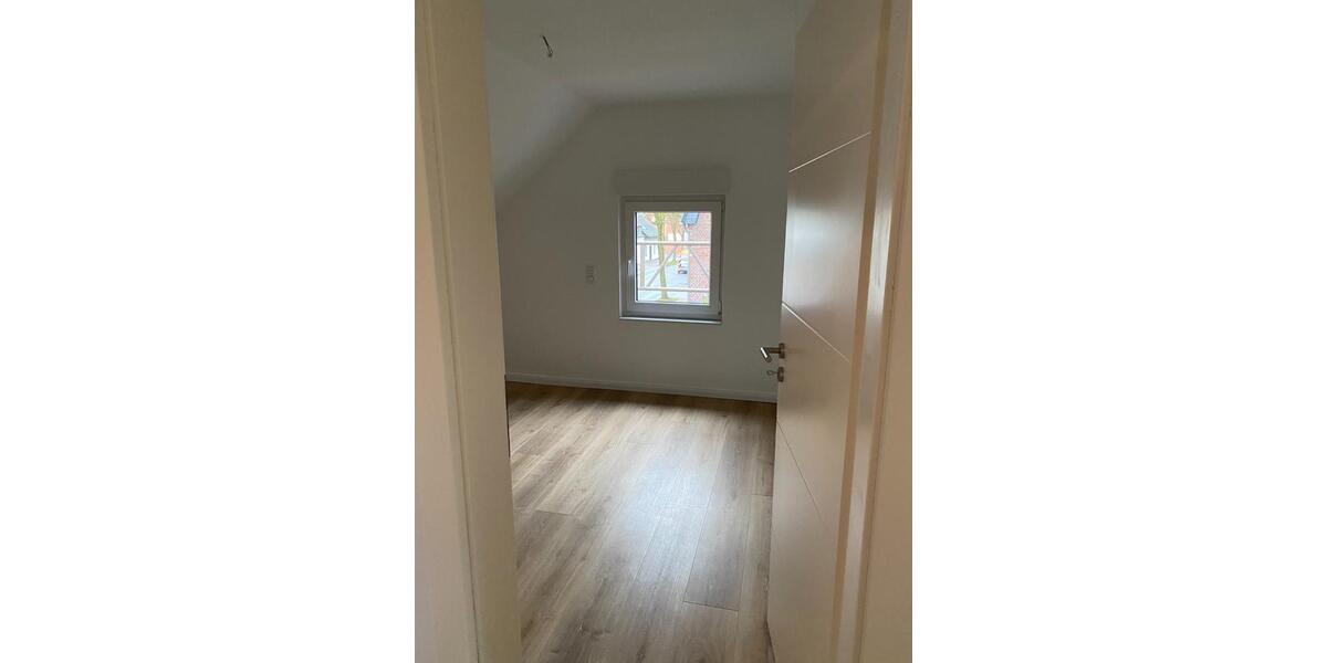 Etagenwohnung Nettetal - 5 Zimmer, 130 m&sup2;, 1.250&euro; | Angebot:25148819