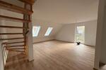 Dachgeschoßwohnung Rodenberg - 3 Zimmer, 76 m&sup2;, 1.060&euro; | Angebot:26429454
