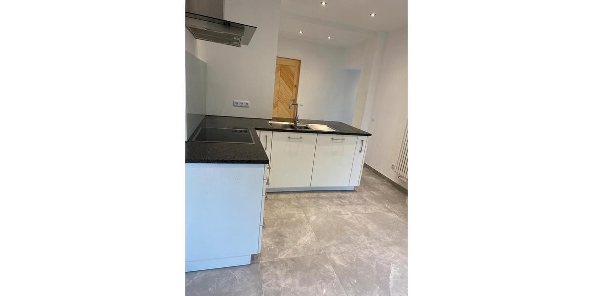 Etagenwohnung Xanten - 2 Zimmer, 85 m&sup2;, 1.300&euro; | Angebot:26356326