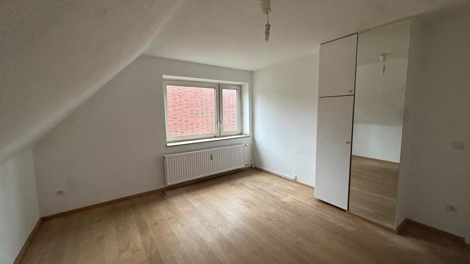 Helle 3-Zimmer-Wohnung in Köln-Weiden 3 zimmer