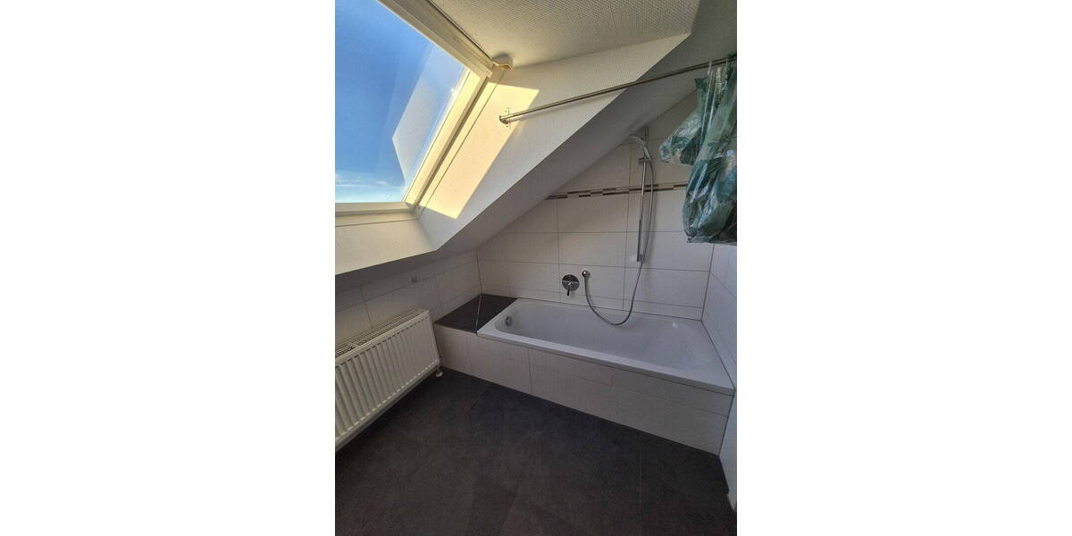Etagenwohnung Eberdingen Nussdorf - 3 Zimmer, 85 m&sup2;, 750&euro; | Angebot:26740900