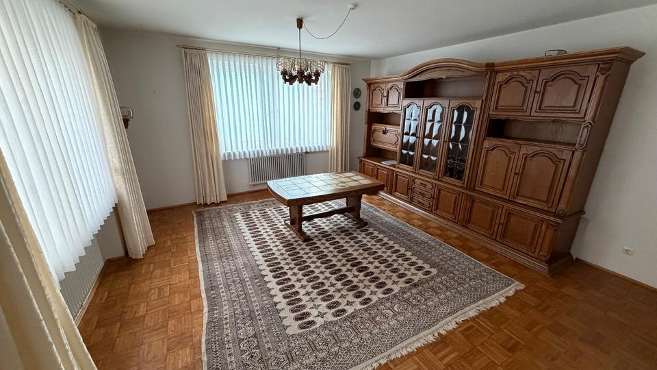 Erdgeschoßwohnung Stamsried - 2 Zimmer, 79 m&sup2;, 400&euro; | Angebot:25613976