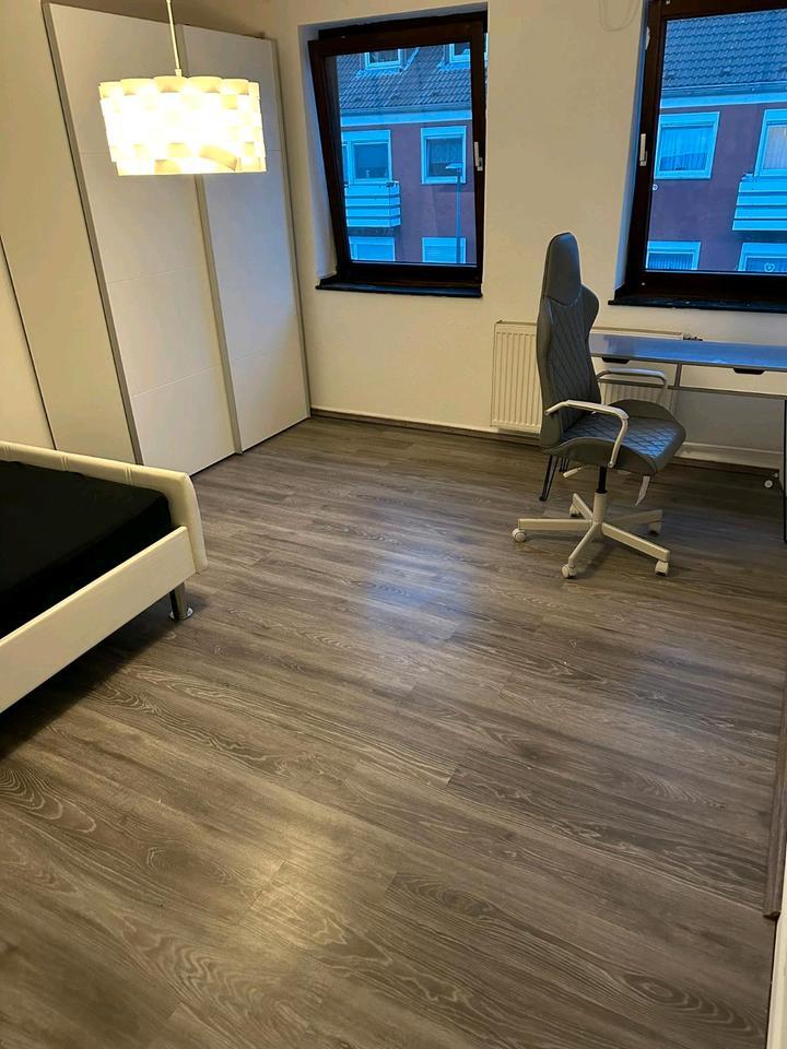 Zimmer in hochwertiger möblierter 4er WG