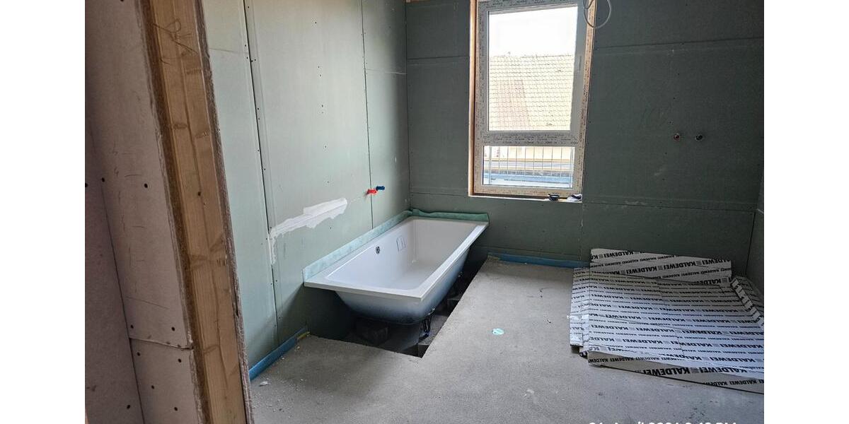 Etagenwohnung Bad Lippspringe - 4 Zimmer, 134 m&sup2;, 1.869&euro; | Angebot:26317770