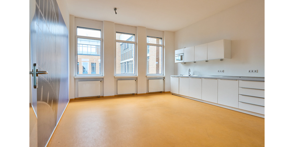 Gewerbeobjekt Düsseldorf Stadtbezirk 6 - 2&euro; | Angebot:23805418