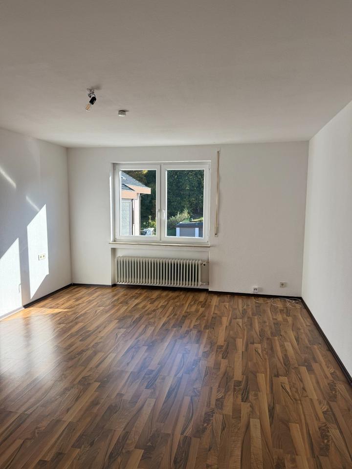 Lichtdurchflutete 2,5-Zimmer-Wohnung mit großem Balkon u. EBK zimmer