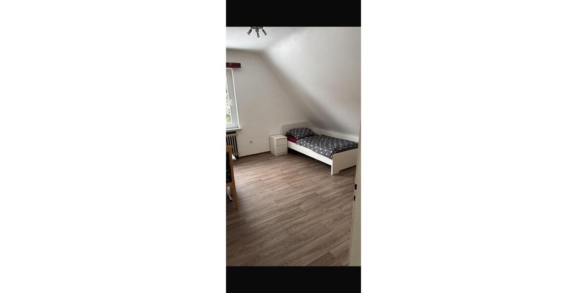 Etagenwohnung Lindern (Oldenburg) - 4 Zimmer, 85 m&sup2;, 750&euro; | Angebot:24873025