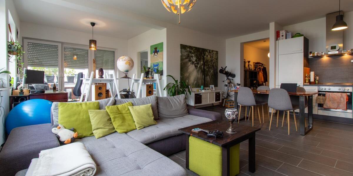 Modernes Wohnen im Energiesparhaus in Trier,-Feyen Wohngebiet Castelnau mit schöner Weitsicht - Etagenwohnung Trier Feyen-Weismark | Angebot:25125421