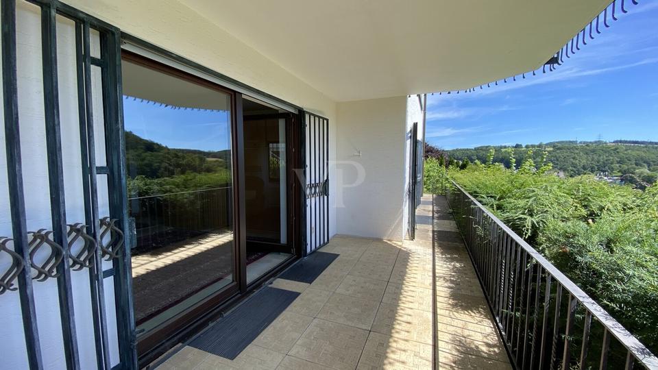 Einfamilienhaus Netphen - 7 Zimmer, 197 m&sup2;, 1.600&euro; | Angebot:25765235