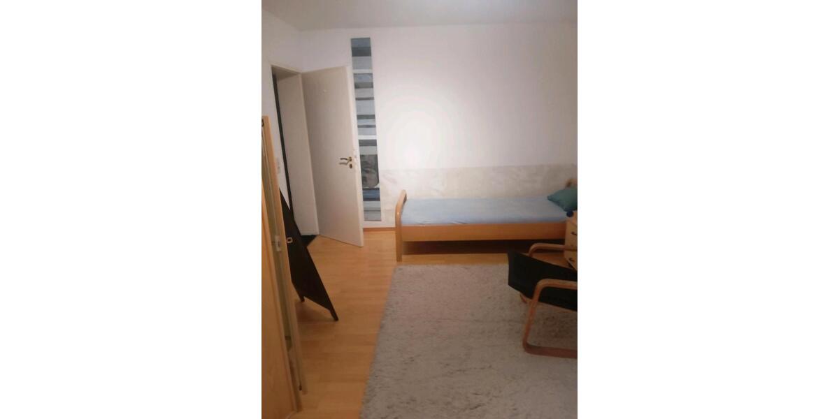 Wohnen auf Zeit Leonberg - 1 Zimmer, 30 m&sup2;, 550&euro; | Angebot:26153932