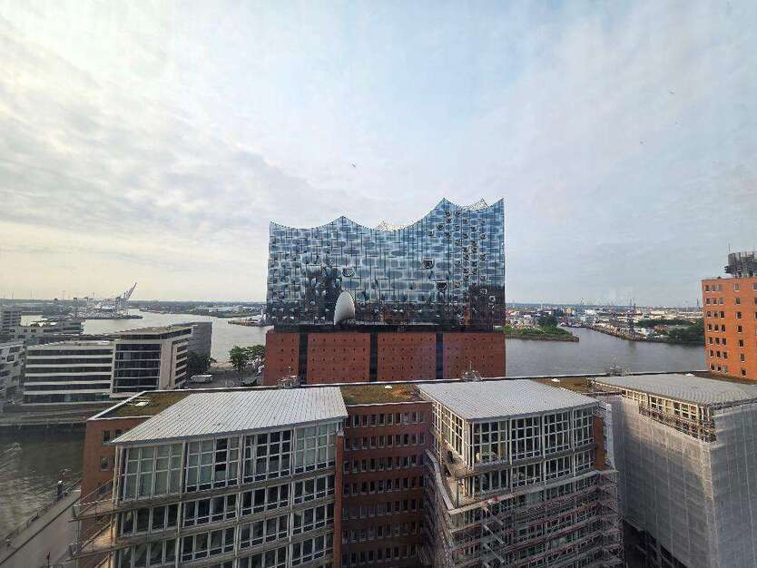 Büro in Hamburg 16.448 € 514 m²