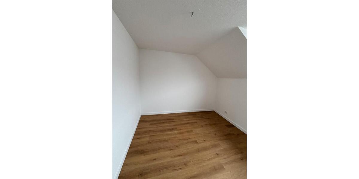 Dachgeschoßwohnung Stendal - 2 Zimmer, 50 m&sup2;, 470&euro; | Angebot:26233712