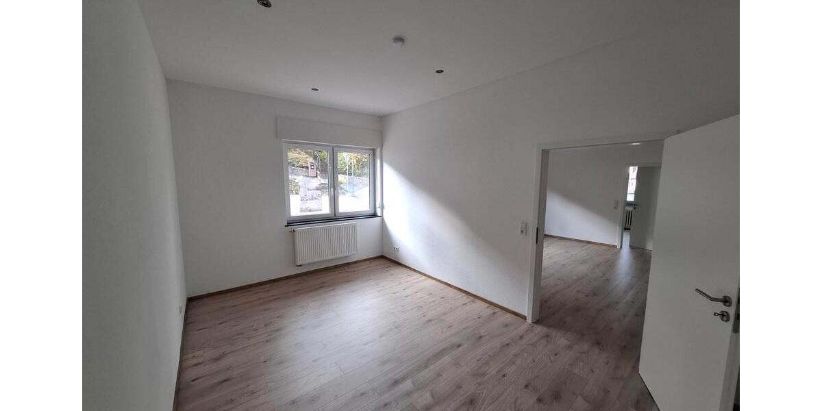 Erdgeschoßwohnung Mespelbrunn - 3.5 Zimmer, 105 m&sup2;, 840&euro; | Angebot:25990564
