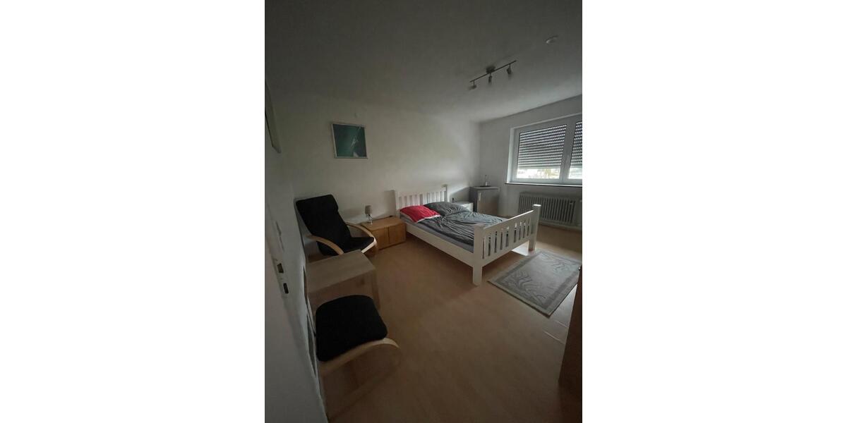 Etagenwohnung Gundremmingen - 3 Zimmer, 90 m&sup2;, 1.000&euro; | Angebot:26251518