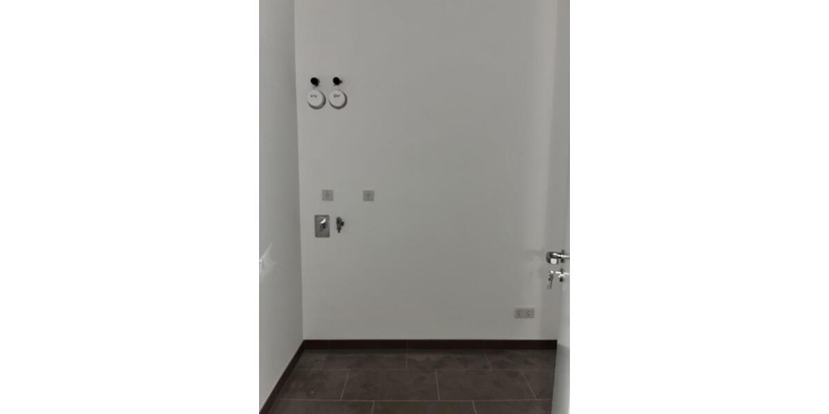 Erdgeschoßwohnung Meiningen - 2 Zimmer, 95 m&sup2;, 1.100&euro; | Angebot:23847691