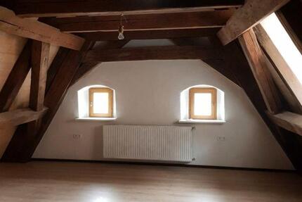 Etagenwohnung auf 2 Ebenen - Neustadt a. d. Waldnaab 3 zimmer