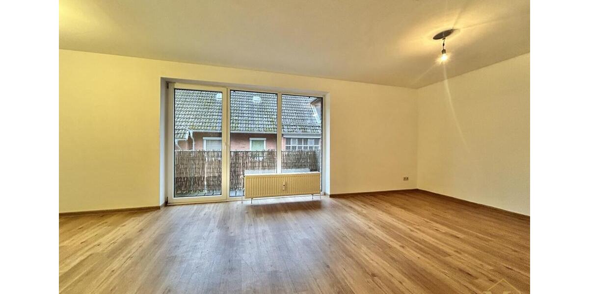 Klarer Streck: Helle 3 Zimmer Wohnung mit Balkon 3 zimmer