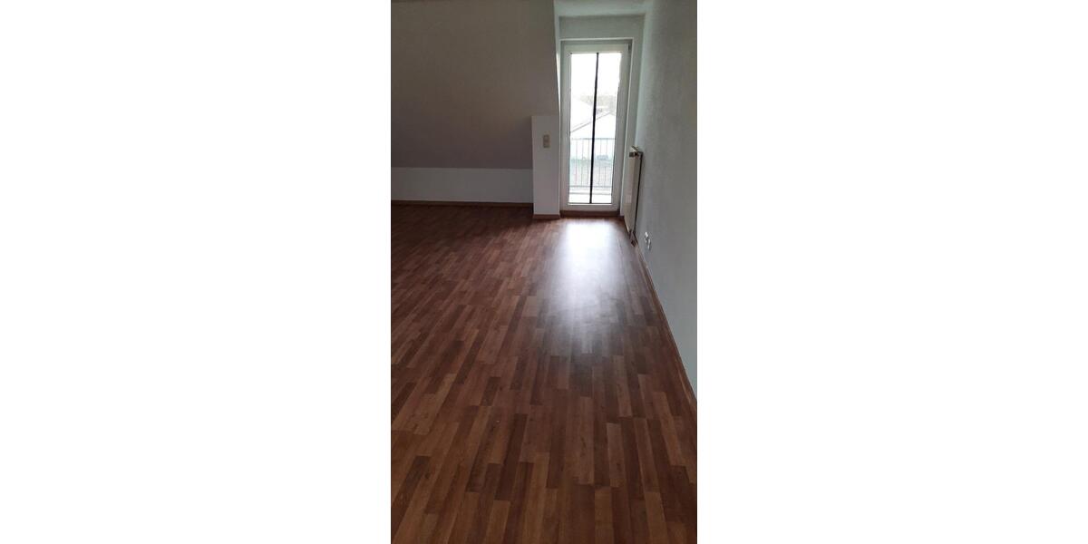 Etagenwohnung Wanzleben-Börde Börde - 3 Zimmer, 81 m&sup2;, 450&euro; | Angebot:25320662