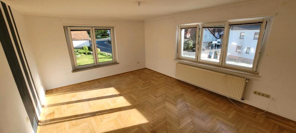 Helle Wohnung 3 ZKB Dietershausen Küche neu 95m2 renoviert