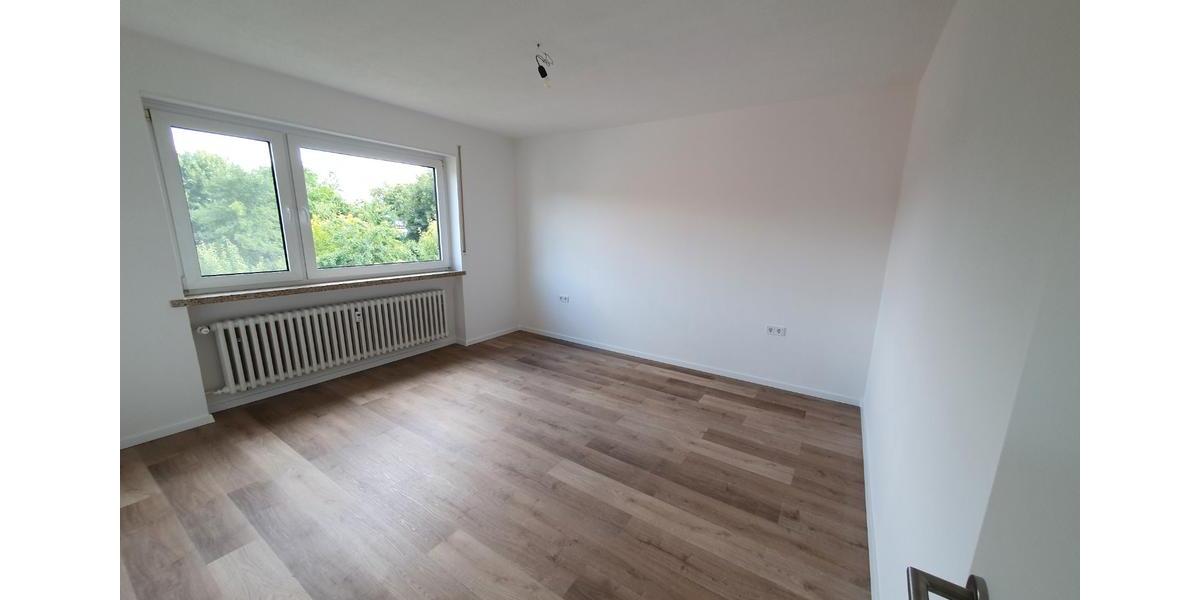 Etagenwohnung Rotenburg an der Fulda - 4 Zimmer, 106 m&sup2;, 800&euro; | Angebot:26442723